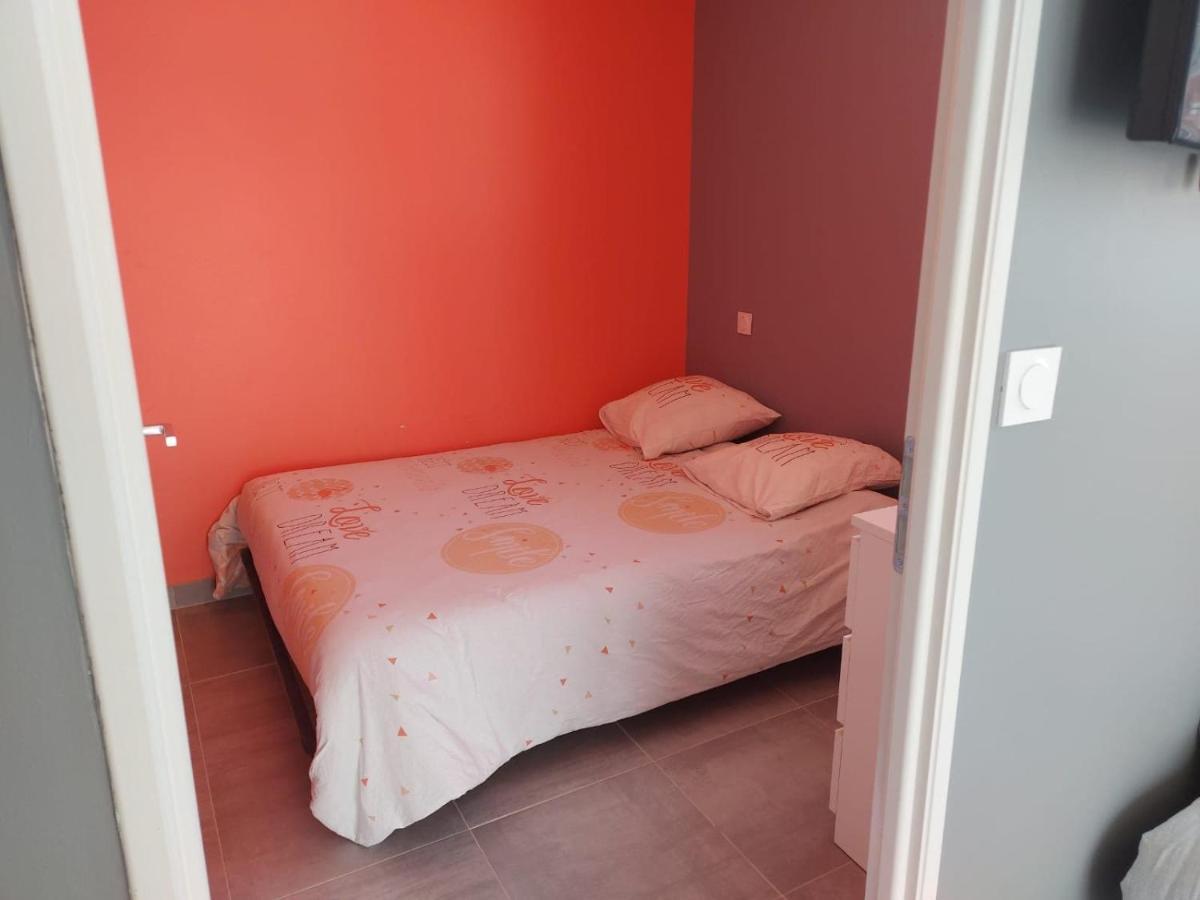 Les Gites De Yayou Pezenas Bagian luar foto