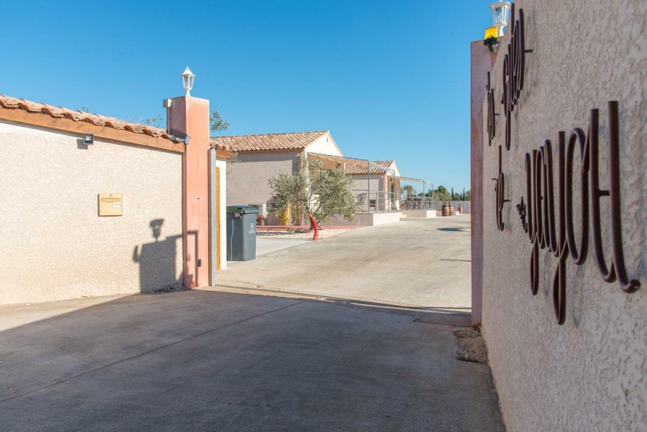 Les Gites De Yayou Pezenas Bagian luar foto
